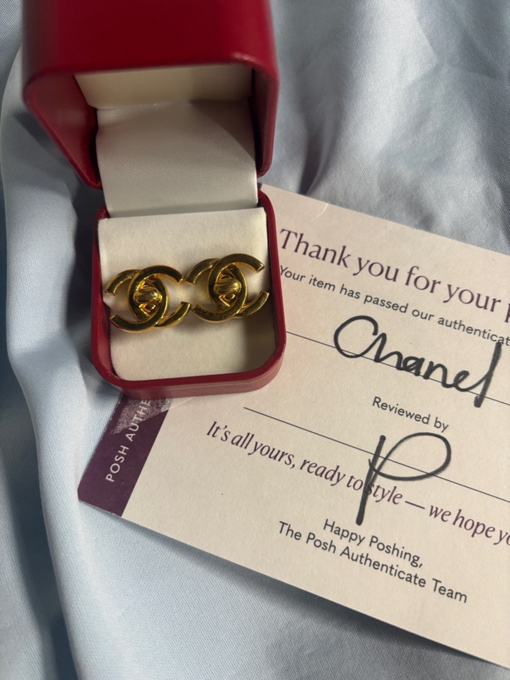 CHANEL Gold Interlocking CC Turnlock Earrings